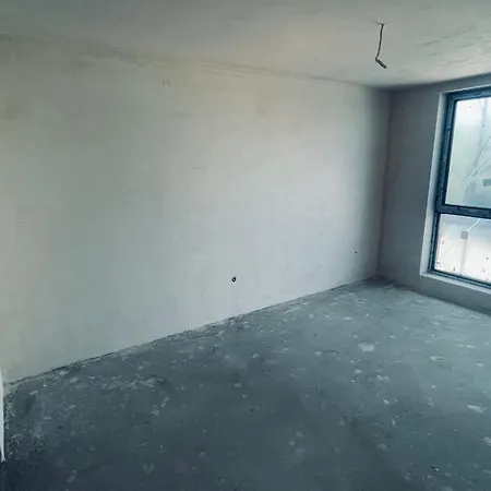 Апартаменти 3 стаен ,в изгрев